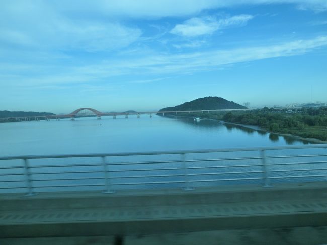 仁川行き空港エクスプレス<br /><br />また漢江をわたり再び旧百済領内