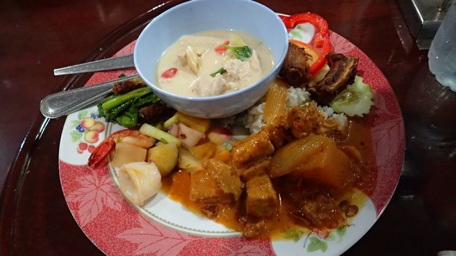 夕食食べて明日に備えて早寝！