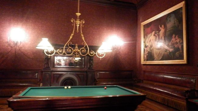 ビリヤードも落ち着いた雰囲気の中で楽しんだようです。