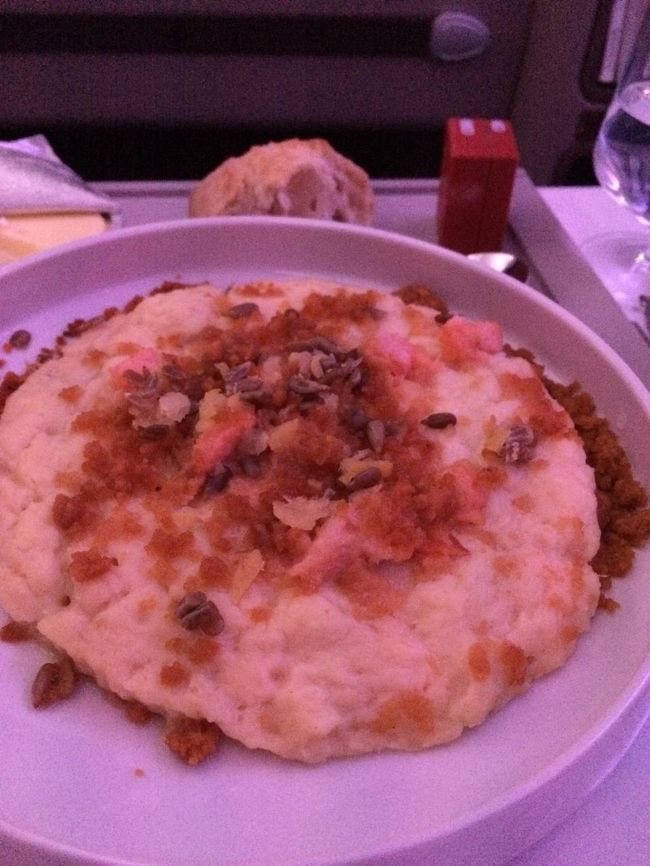 ビストロノミーのパイオニア、イヴ・カンドボルド監修のスペシャルメニュー！<br /><br />これは食べなければと思ってオーダーしたのですが、あまり口に合わず。。。