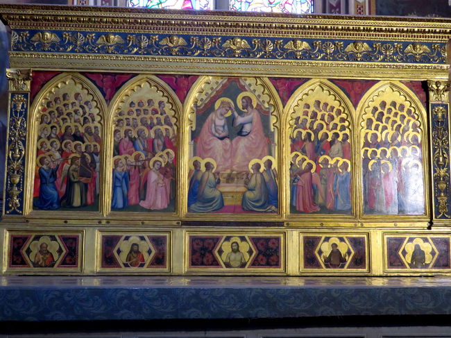 バロンチェリ礼拝堂の前にある祭壇画。<br />これはジョットの作品です。<br />1334年ころの作品です。