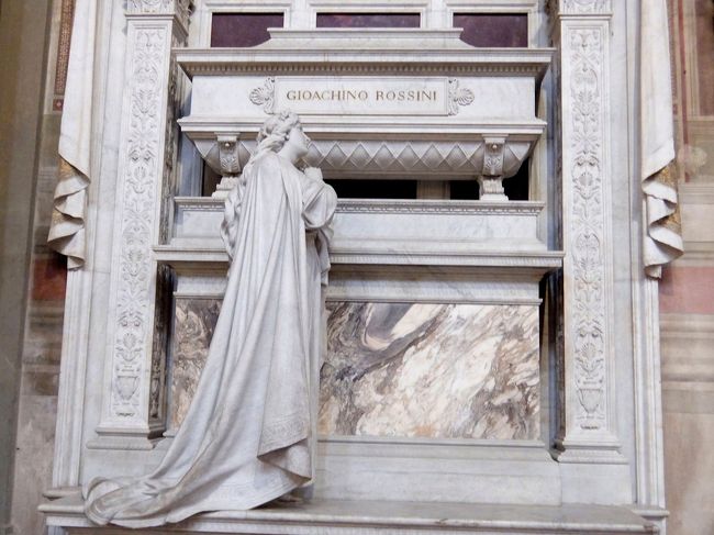 ロッシーニの墓です。