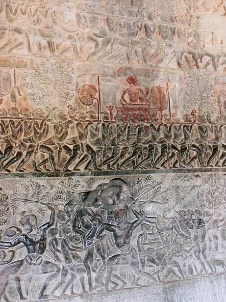 上段に天国、下段に地獄が描かれております。ちなみに中段は審査中