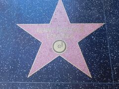 Hollywood Walk Of Fame。駅のそばで、大好きなベイビーフェイス(Kenny Babyface Edmonds)の星、発見！嬉しい！
●ウォーク・オブ・フェイム→ http://www.walkoffame.com/