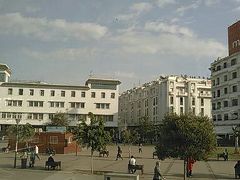 　国連広場
　お店が少し見えます