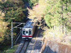 龍王峡へは、東武線浅草駅から特急スペーシアで来ることも可能です。
この路線は、福島へもつながっています。
友達から聞いた話ですが、この先野岩鉄道になりますが、川治温泉の鉄橋を夜列車が通ると、列車が夜空を飛んでいるかのように見えるスポットがあるそうですよ(*ﾟ▽ﾟ)ﾉ