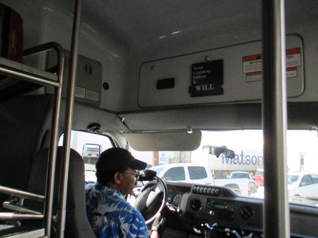 空港送迎。行きも帰りもWILLさんでした。親切にありがとう。