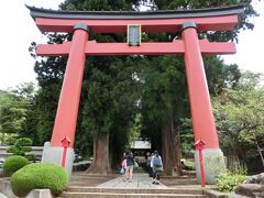 朝はごはん食べて、チェックアウトして河口浅間神社へ～
この神社も少し離れているのですが、ヴィラアンソレイユの方に車で送って頂きましたＴＴ&#9825;
本当にご親切にしていただき、感謝です。

