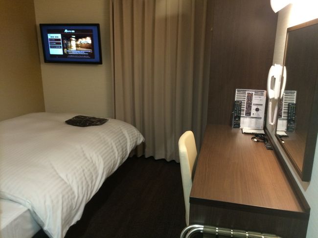 唐招提寺からJR奈良駅まで、雨の予報が無かったのに急に雨が降って来てかなり濡れてしまったので、自転車を返してホテルへ。