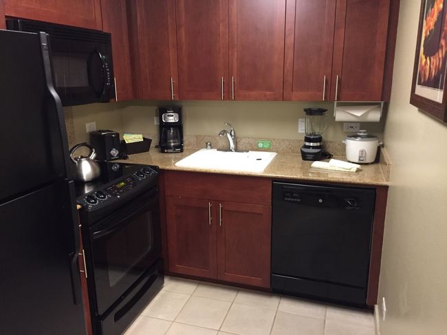 キッチン<br /><br />冷蔵庫もでっかい