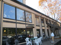 続いて天橋立へ帰る途中で天橋立ワイナリーに。

こちらのワイン、よいですね。観光ワイナリーって美味しくないところもあるけど、こちらは美味しかったので一本。ランチする時間があればもっとよいけど・・
荷物が増えます。