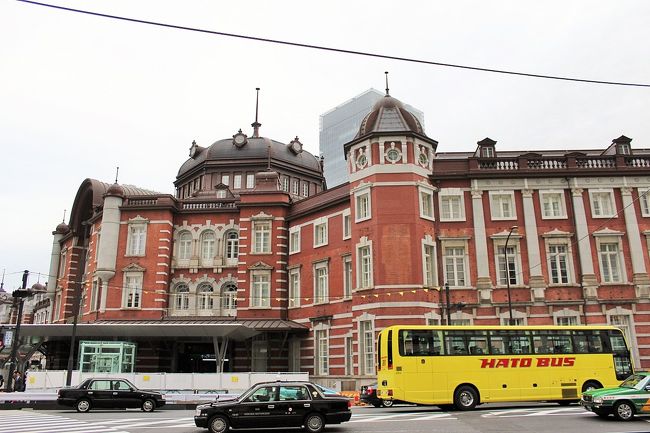 結局ホテルから1時間半ほどかかっただろうか。。。<br />無事に東京駅に到着したのは良いけれど、ちょっと早すぎるのでどこかで時間を潰したいなぁ～～<br /><br />KITTEってカフェとかあるのかな？って行ってみたけれど、カフェのオープンは11時からって遅いんだ～
