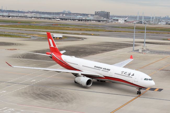 羽田も中国系の航空会社が多いのね～<br />
