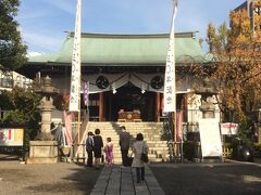 香取神社本堂
亀戸七福神の「恵比寿」「大黒天」
ちらほらと七五三のお参りをする家族が見受けられた。