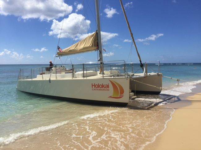 お腹が空いたので昼食はDuke’sまで<br /><br />２０年ぶりにカタマランは乗りたかった～