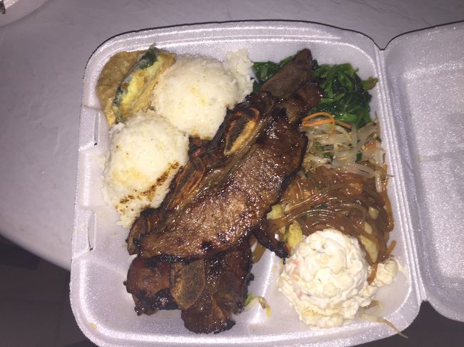 ヤミーは肉よりも、ホウレン草や春雨、ナムルもやしがビールのあてになります！