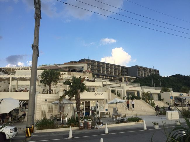 ウミカジテラスと瀬長島ホテル