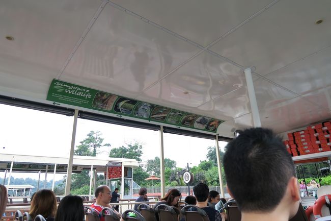 これも待ち無しで乗れました。池（動物園側の動物が池からちょろっと見える）をまったりと半周しますが、特に見るべきところは無く、盛り上がりなく終了。