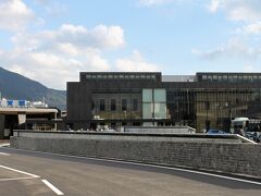 敦賀駅は、随分と綺麗になっていました。
