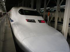 2011.12.28　博多
当時は水俣市に住んでおり、センター試験に向けた課外授業の後新幹線に飛び乗って大阪へ行ったようだ。九州新幹線は今にも増して嫌がらせのような割引率だった。