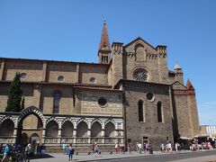 フィレンツェに到着。玄関口には、立派なサンタ・マリア・ノヴェッラ教会があります。
