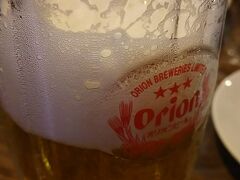 ホテルの方まで戻り～
夕飯は近くにある居酒屋次元へ！
めちゃくちゃ安い！
タイムサービスでお寿司が２巻９９円やのどごし生が８８円という破格なお店！