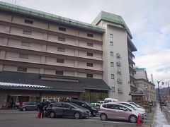 14:45 鬼怒川御苑

今朝じゃらんで探して決めました。
いくつか検討しましたが、カニ食べ放題の格安プランがあったこちらのホテルに宿泊することにしました。
大江戸温泉物語系列のホテルです。