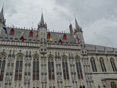 マルクト広場にある　「 市庁舎 」