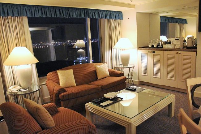 白と青のカラーリングに海を感じる・・・