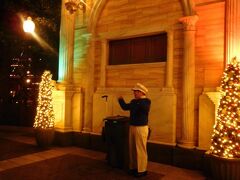 ファン・カストーディアルのアトモスフィアショーが行われていました。

ちょっとだけ見れました☆