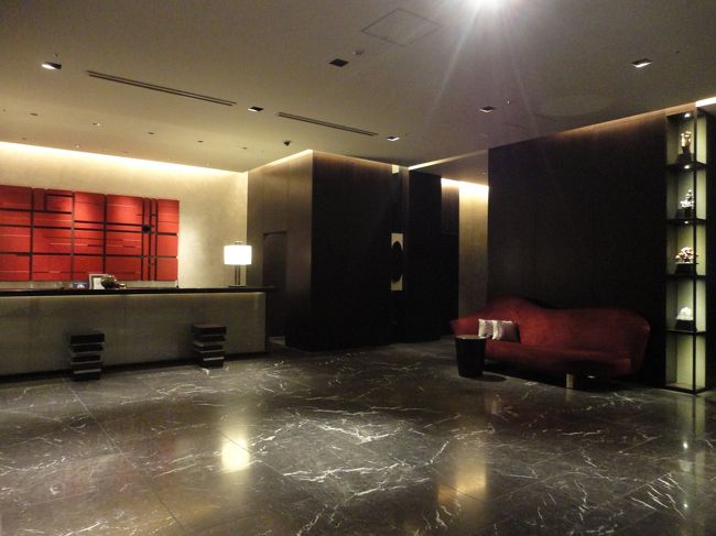 6：45　おはようございます。<br />早朝のロビーです。