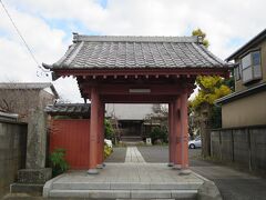 本興寺 山門

鎌倉市大町にある日蓮宗寺院。山号は法華山。