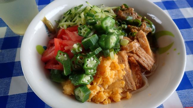 午前2本潜って<br />ショップのお昼ごはん<br />お野菜たっぷり美味しそう～