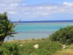 ランチはツアー会社のお店がある小浜島へ・・・。