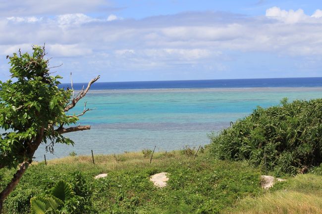 ランチはツアー会社のお店がある小浜島へ・・・。