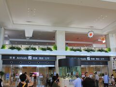 レンタカーがガソリン満タン返しのため給油に行ったら、リッター１７０円でびっくりでした。離島って高いんですね・・・。

無事時間通り新石垣空港へ・・・。