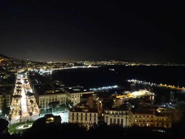 一人旅 初めてのイタリアに行ってきました ナポリ編 ナポリ イタリア の旅行記 ブログ By Fumikoさん フォートラベル 一人旅 初めてのイタリアに行ってきました ナポリ編 ナポリ イタリア の旅行記 ブログ By Fumikoさん フォートラベル