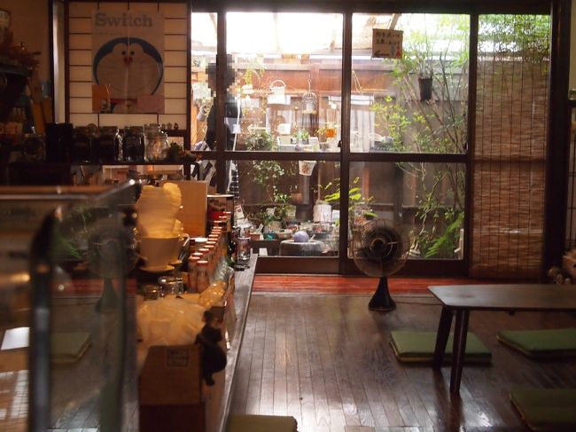 賑やかな街中ではないので、まさに今流行りの隠れ家カフェです。<br />お店までのアクセスはHPに詳しく載っています♪