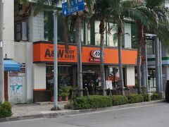 以前は都内にもあったA&Wがあったり