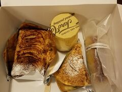 タロカフェと併設している【デンデンコーヒー】のケーキ
タロカフェで提供している商品でもあるそうです。