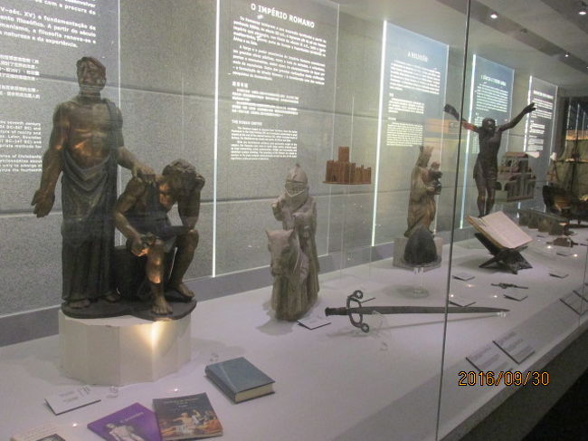 博物館の中は殆どが中国の文物で占められている。