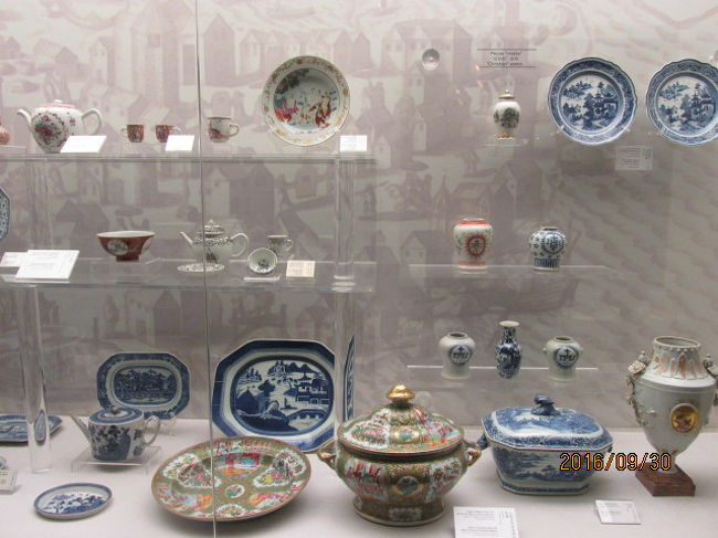 こんな絵皿の展示もあったが、これ等は輸出用か。