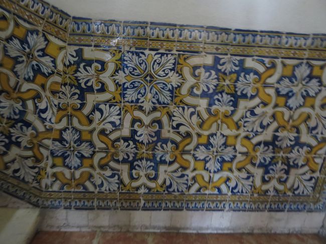 アズレージョが美しい階段