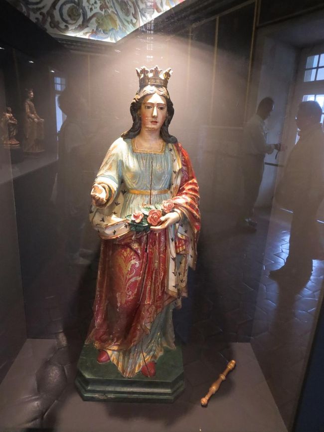 このイザベル女王、美しいですねヽ(^o^)丿