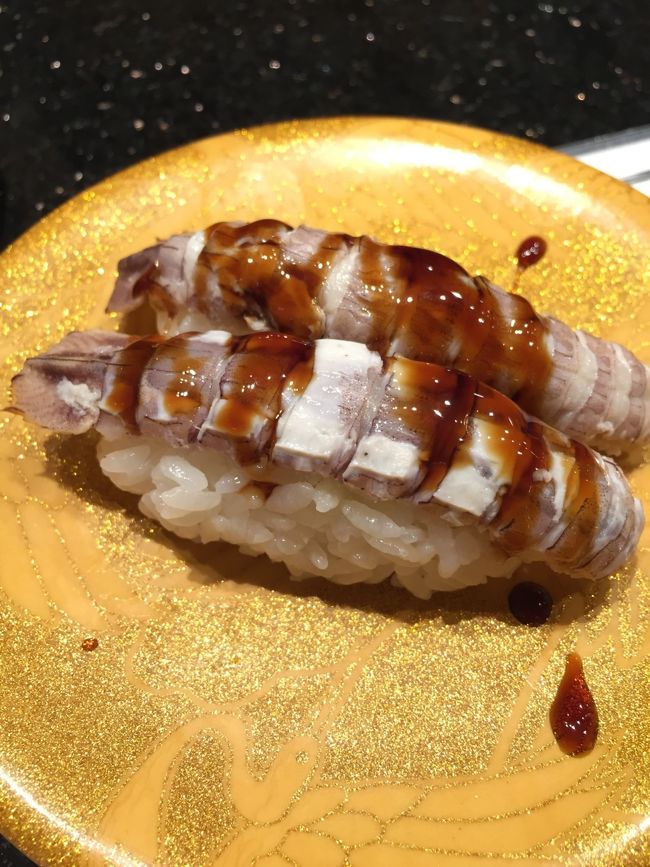     続いて蝦蛄．地元の回転寿司は専らカッパさんです．そもそも価格設定が違うので一概に比べることに意味がありませんが，大振りのネタ，質・量・雰囲気など此方の店に軍配が上がりそうです．