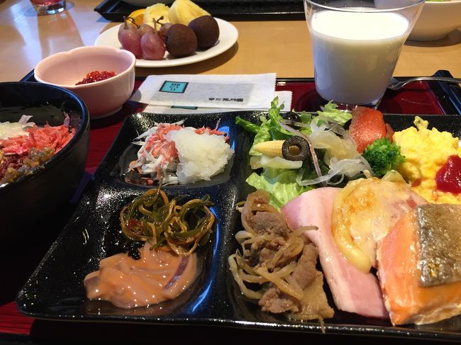     朝食は，1Fレストランで頂きます．こじんまりとしていますが，品数も多く個々の品質が良いと思いました．一般的にはホテルの格と朝食のレベルは比例するのでしょうが，残念な施設が多いのも現実ですね．今回は満足出来るものでした．