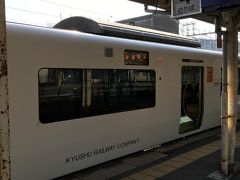 鳥栖駅周辺をフラッとした後、佐賀の吉野ヶ里遺跡へ向かうことに。
JR九州の車両がすごくかっこいいです。