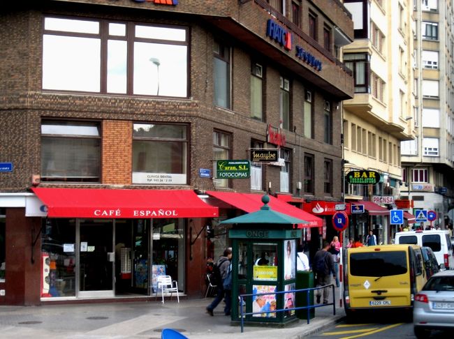 平成18年5月16日（火）サンタンデール　車窓からの街並み風景
