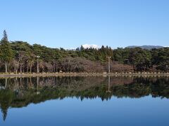 　もう少し上に行ったら。こんな湖とキャンプ場があります。
千人塚公園です。