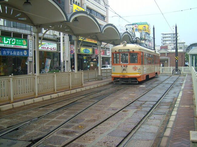 松山駅まで戻り、ここからはバスで松山空港に向かいます。